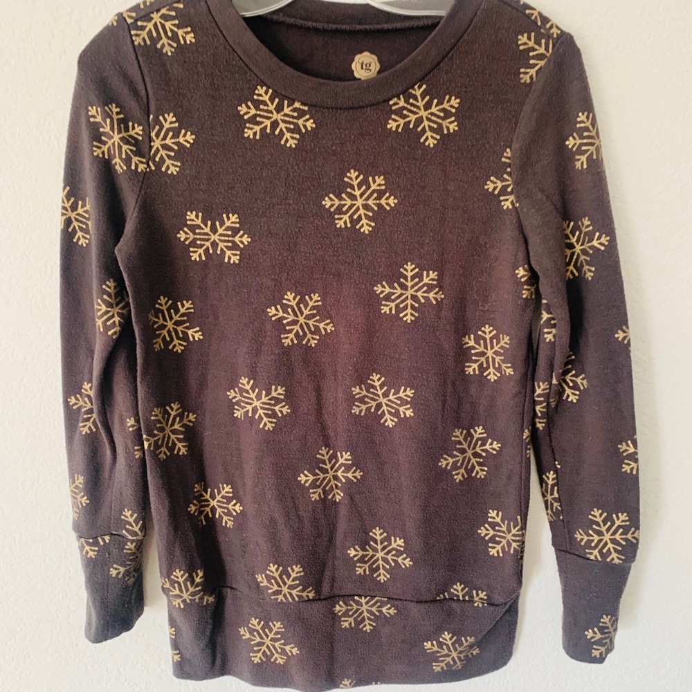 *Snowflake ❄️ Sweater Shirt